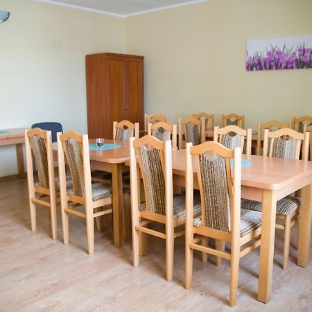 Pod Kogucikiem Aparthotel Krzyzanowice Kültér fotó